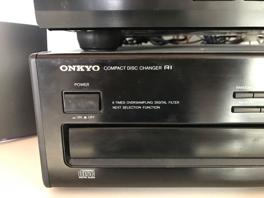 ONKYO Stereo Receiver TX-8211, (2) Sima Speaker Selectors Model SSW-4 And ONKYO CD Disc Changer 1 (Note CD Player Plays But Doesn't Open) [Photo 8]