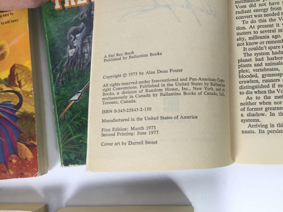 Signed Set Of (8) Paperback Books By Alan Dean Foster (Each Signed) [Photo 19]