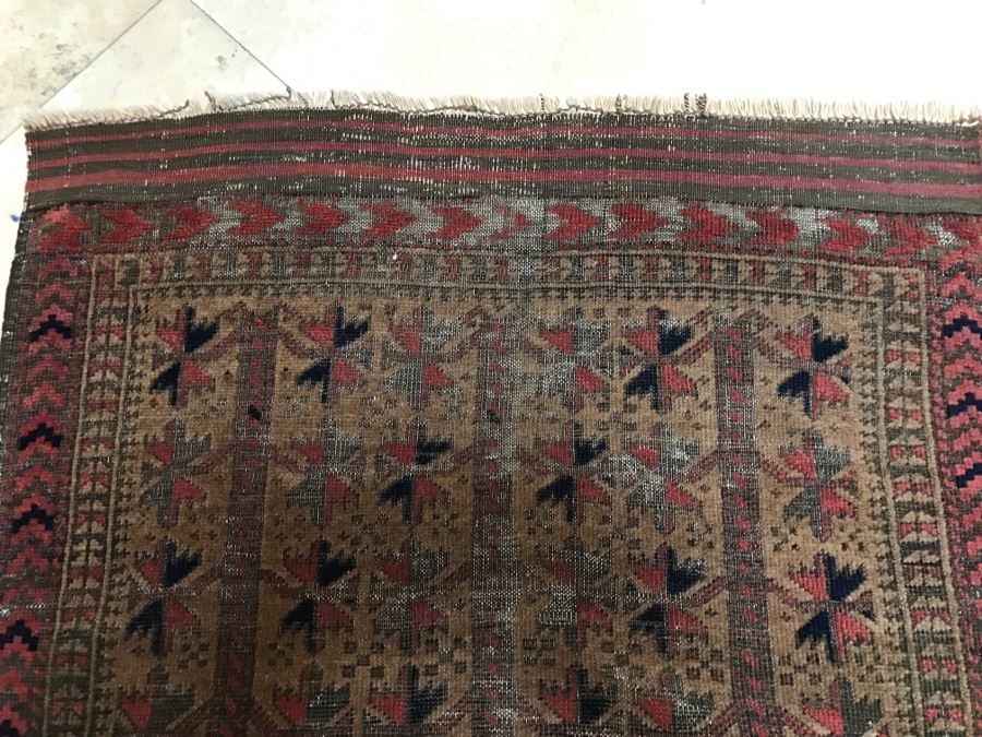 Antique Persian Tribal Rug Hand Knotted Wool Area Rug Measures 2'8' X 4'3' [Photo 9]