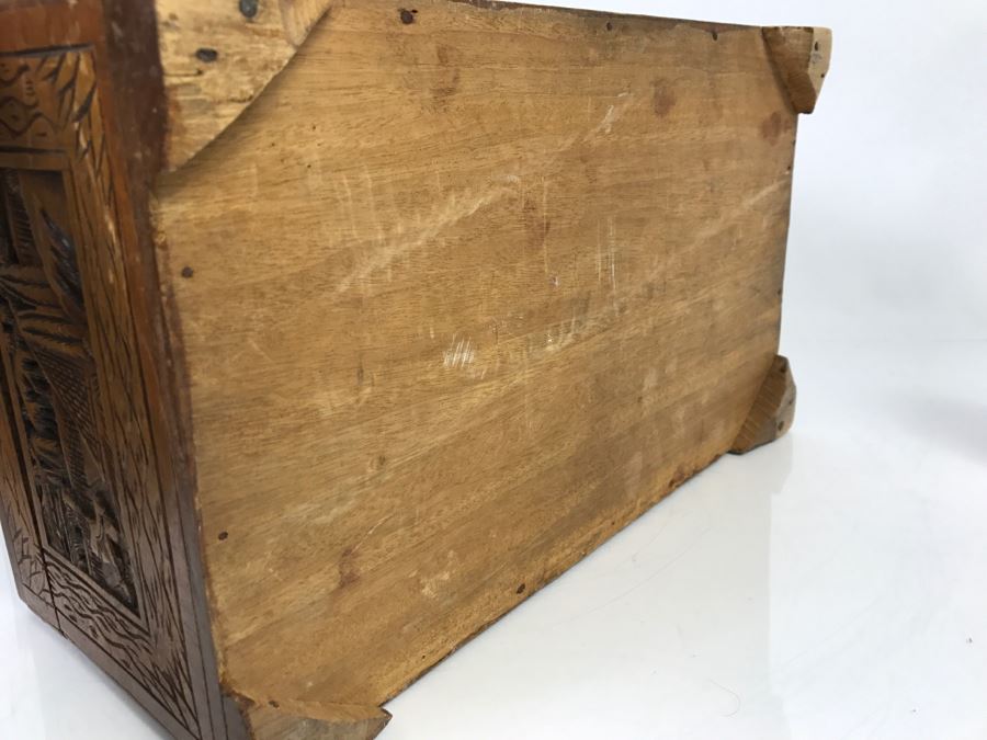 Vintage Asian Relief Carved Wooden Box Filled With Various Photographs And Ephemera - See All Photos [Photo 26]