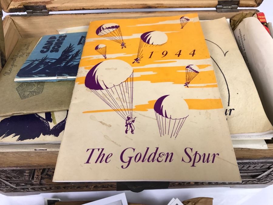 Vintage Asian Relief Carved Wooden Box Filled With Various Photographs And Ephemera - See All Photos [Photo 46]