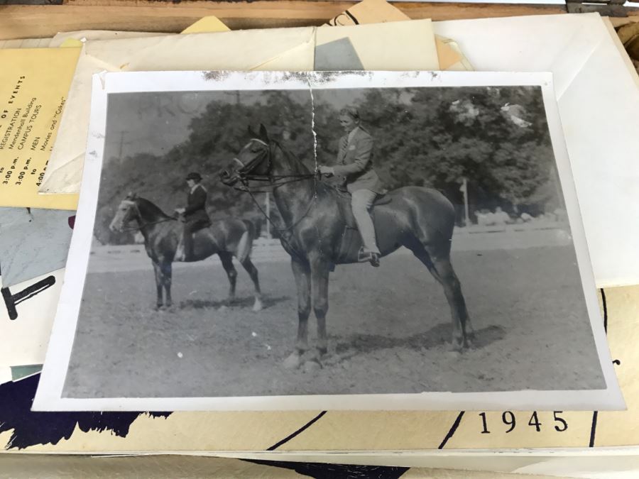 Vintage Asian Relief Carved Wooden Box Filled With Various Photographs And Ephemera - See All Photos [Photo 41]