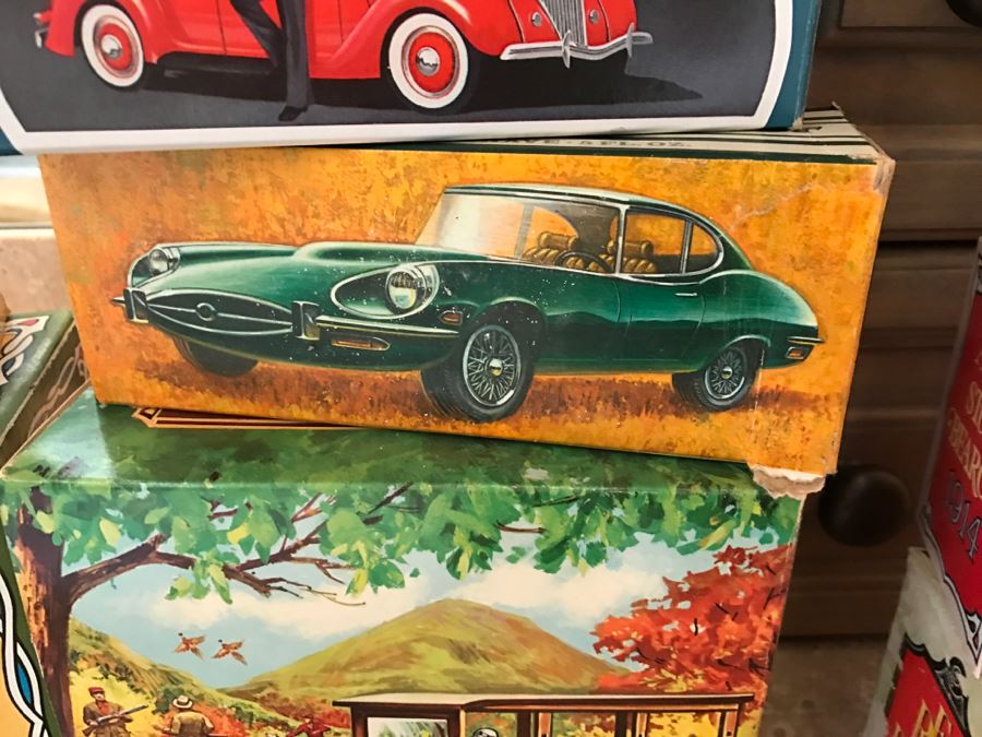 Collection Of Vintage AVON Automotive After Shave Decanters In Boxes [Photo 6]