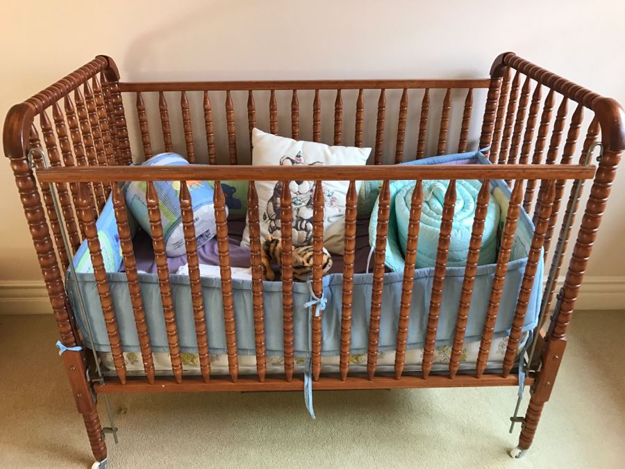 vintage wooden portable baby crib with mattress springs