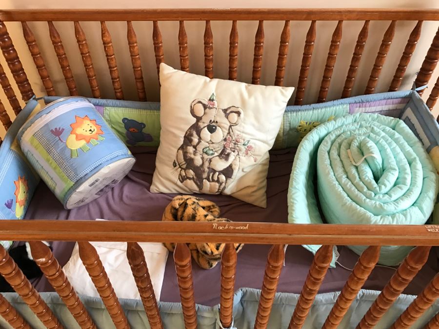 Vintage Wooden Nockonwood Baby Drop Side Crib With Various Baby Crib