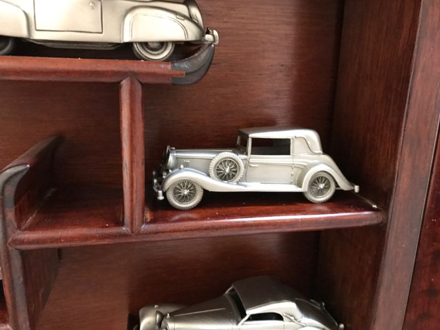 Huge Collection Of (21) Danbury Mint Pewter Classic Cars Of The World In An Asian Rosewood Hanging Display Box With Glass Front [Photo 14]