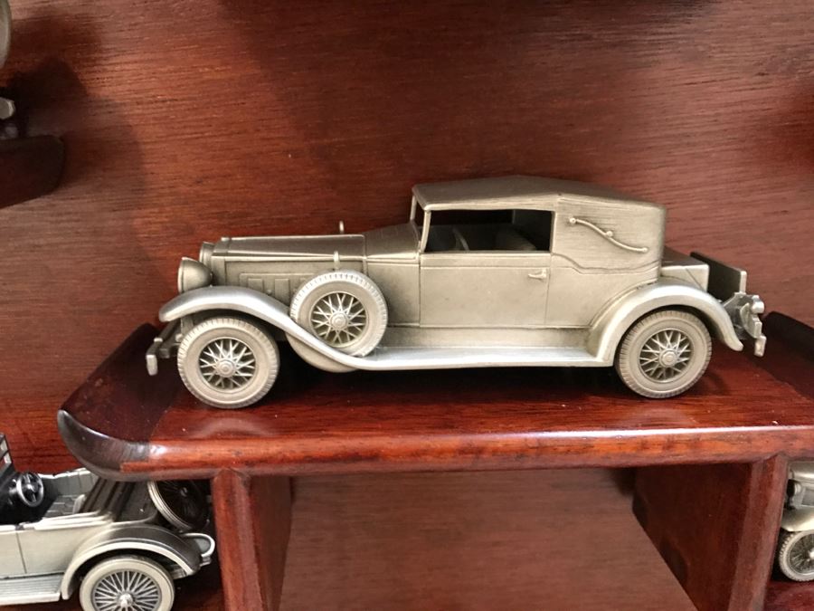 Huge Collection Of (21) Danbury Mint Pewter Classic Cars Of The World In An Asian Rosewood Hanging Display Box With Glass Front [Photo 19]