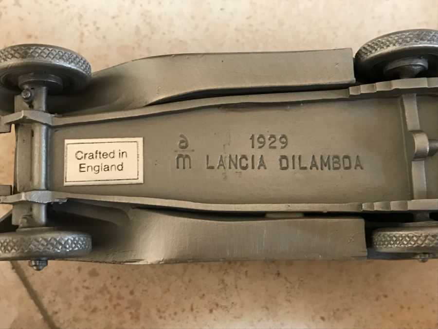 Huge Collection Of (21) Danbury Mint Pewter Classic Cars Of The World In An Asian Rosewood Hanging Display Box With Glass Front [Photo 52]