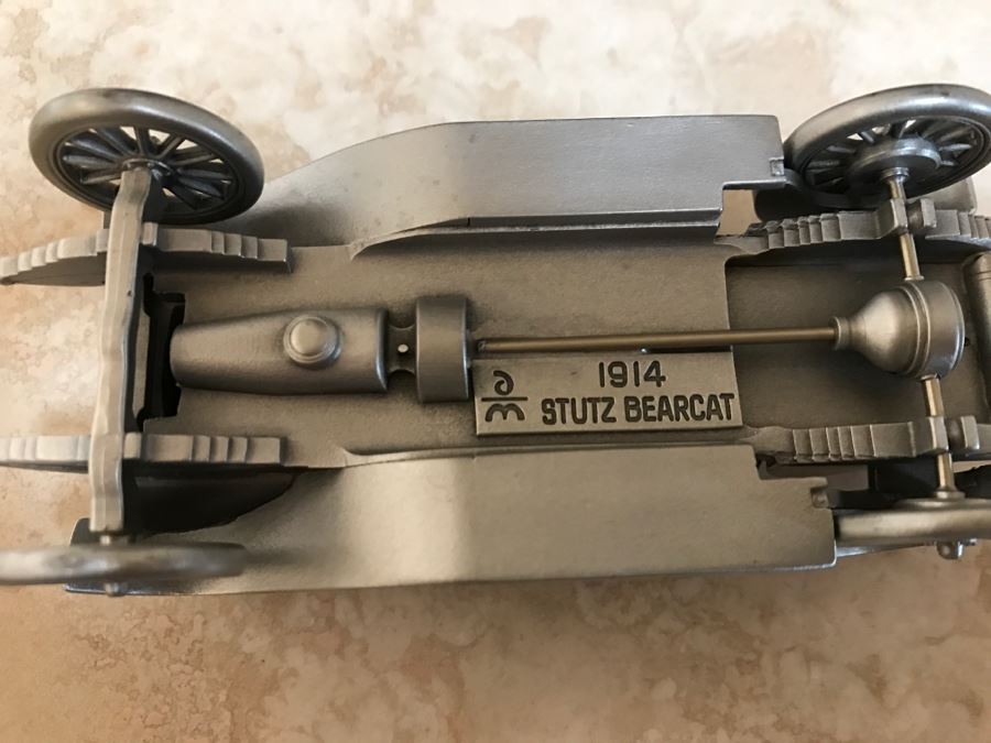 Huge Collection Of (21) Danbury Mint Pewter Classic Cars Of The World In An Asian Rosewood Hanging Display Box With Glass Front [Photo 41]