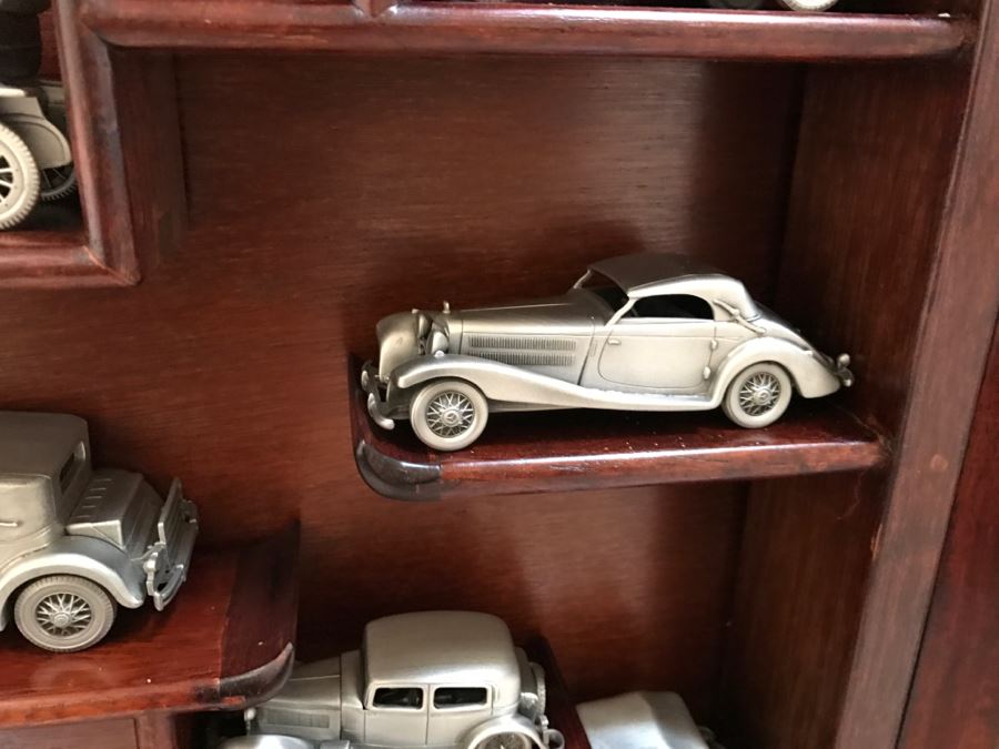 Huge Collection Of (21) Danbury Mint Pewter Classic Cars Of The World In An Asian Rosewood Hanging Display Box With Glass Front [Photo 15]