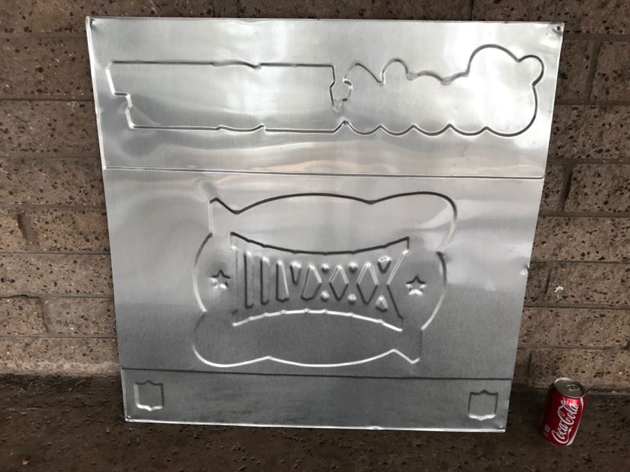 Vintage 2003 Coors Light Official Beer Sponsor NFL Football Super Bowl XXXVIII Here's To The Super Bowl Official Bar Metal Litho Advertising Sign 2'7' X 2'7' [Photo 8]