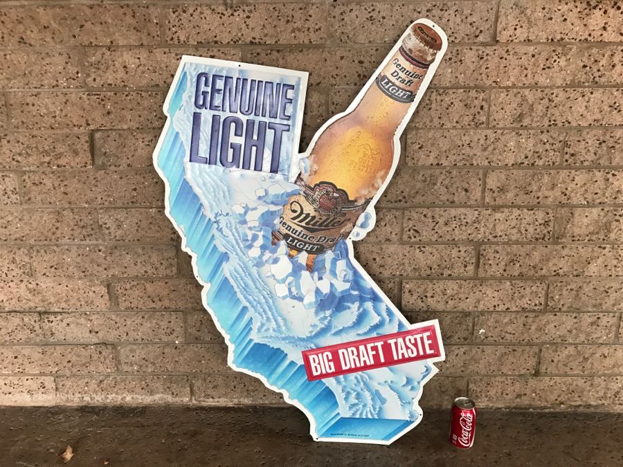 Vintage Miller Genuine Draft Light Big Draft Taste Official Bar Metal Litho Advertising Sign 3'6' X 3'6' [Photo 2]