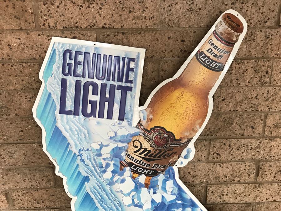 Vintage Miller Genuine Draft Light Big Draft Taste Official Bar Metal Litho Advertising Sign 3'6' X 3'6' [Photo 3]