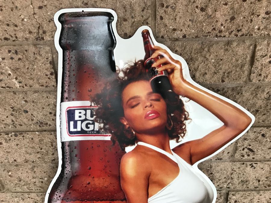 Vintage 1990 Bud Light Budweiser Pin-Up Girl Official Beer Sponsor NFL Football It's On Official Bar Metal Litho Advertising Sign 2'1' X 3' [Photo 3]