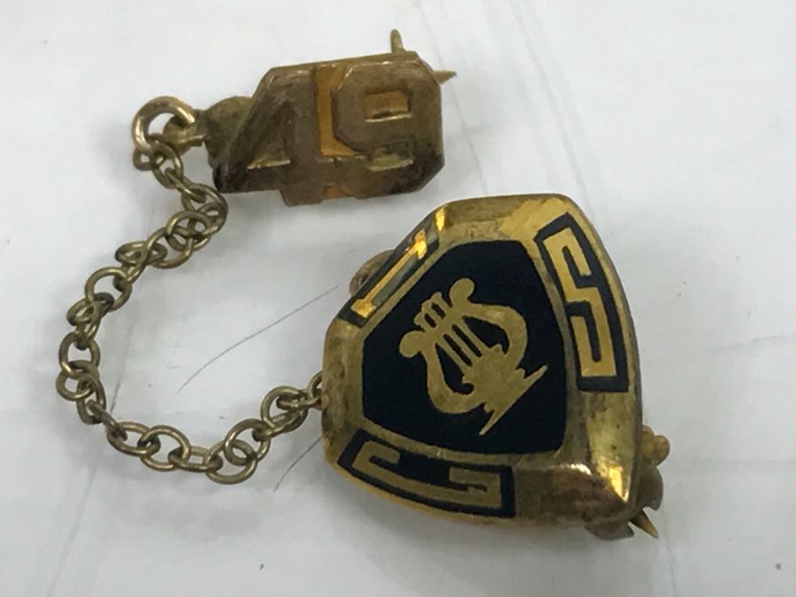 Box With Various Items Including 14k White Gold Ring W/O Stones, Various Pins, Oil Rig Tie Clip And Other Items Photographed - 14k Ring Weighs 3.1g [Photo 12]