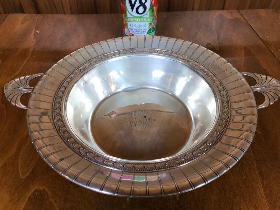 Large Sterling Silver Monogramed Bowl With Chased Design And Handles 452g [Photo 3]