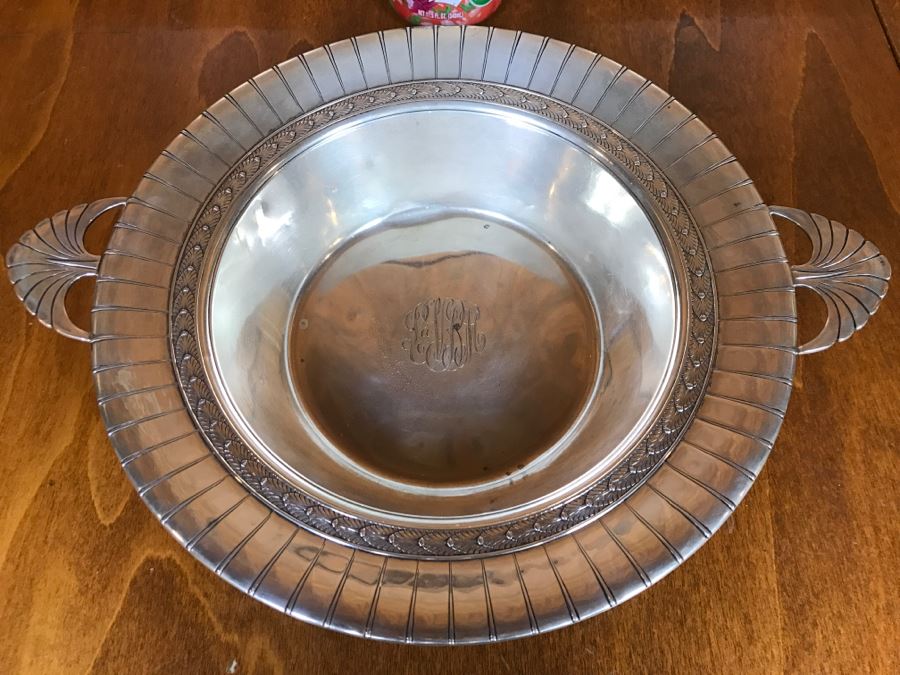 Large Sterling Silver Monogramed Bowl With Chased Design And Handles 452g [Photo 2]