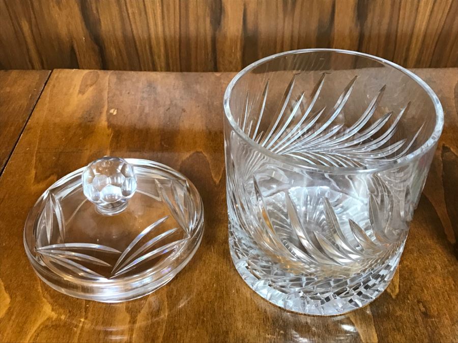 Lidded Crystal Jar [Photo 7]