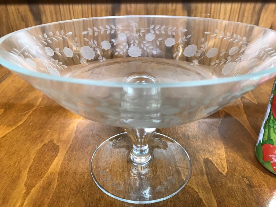 TOWLE Footed Etched Crystal Bowl [Photo 4]