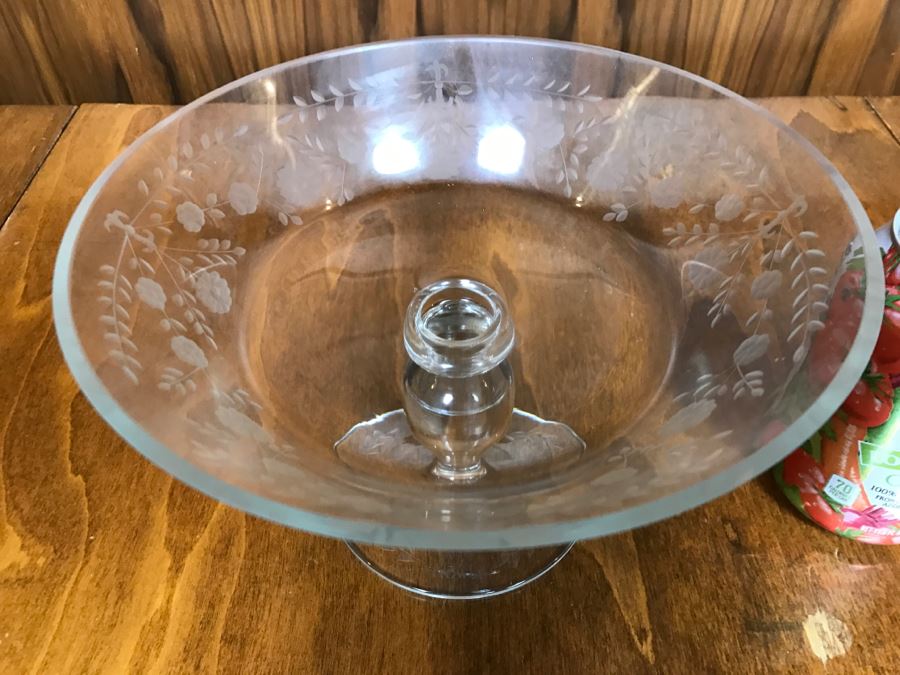 TOWLE Footed Etched Crystal Bowl [Photo 3]