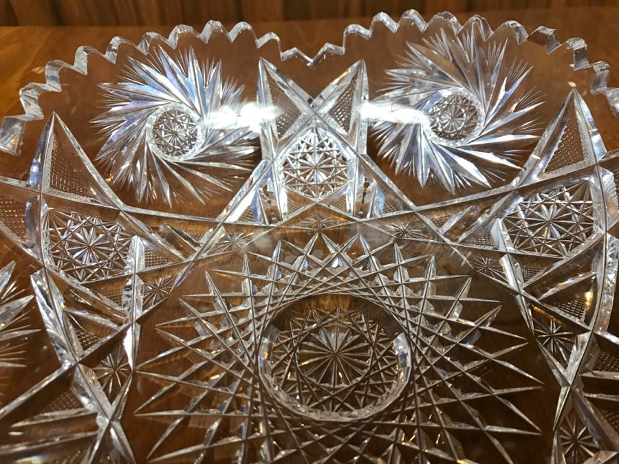 Stunning Cut Crystal Bowl [Photo 6]