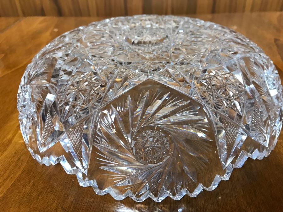 Stunning Cut Crystal Bowl [Photo 9]