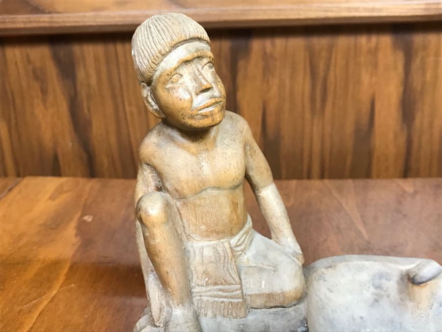 Vintage Carved Wooden Sculpture Ashtray [Photo 5]