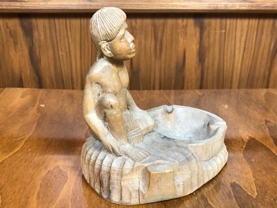 Vintage Carved Wooden Sculpture Ashtray [Photo 6]