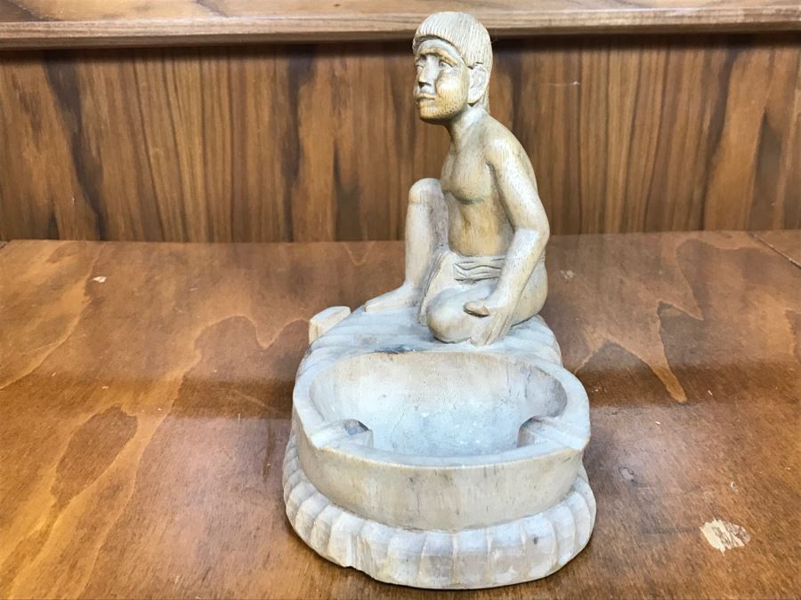 Vintage Carved Wooden Sculpture Ashtray [Photo 8]