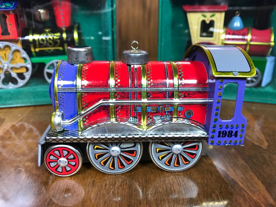 (5) Collector's Series Tin Locomotive Series Christmas Ornaments Hallmark Keepsake [Photo 3]