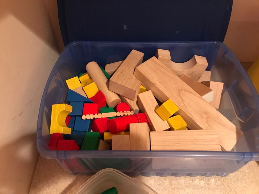 Various Kids Toys Including Playskol Original Lincoln Logs, Bristle Blocks, Wooden Blocks And Other Toys Photographed [Photo 12]