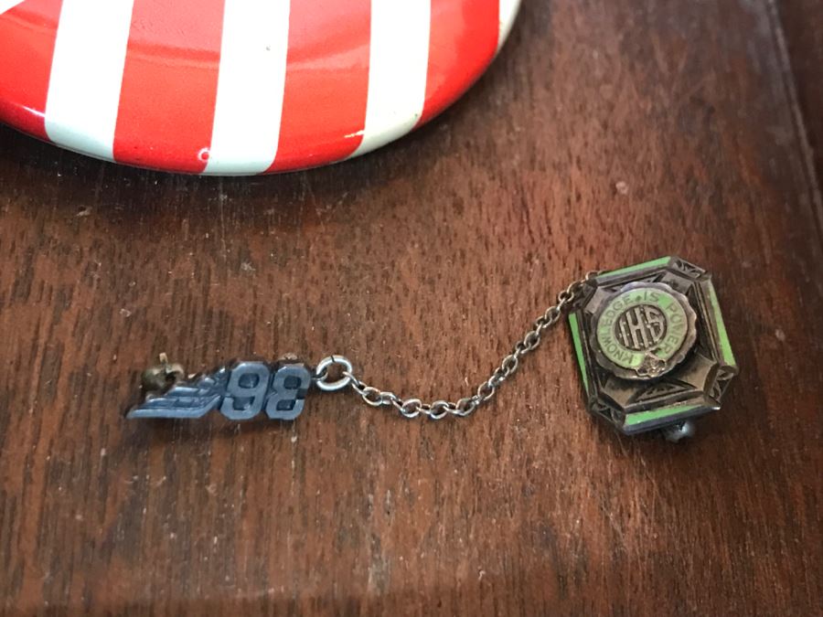 Vintage Wooden Box With Various Keepsake Items Including United Airlines Future Pilot Wings And Button, Vintage 1936 Sterling Silver Pin And Various Items [Photo 14]