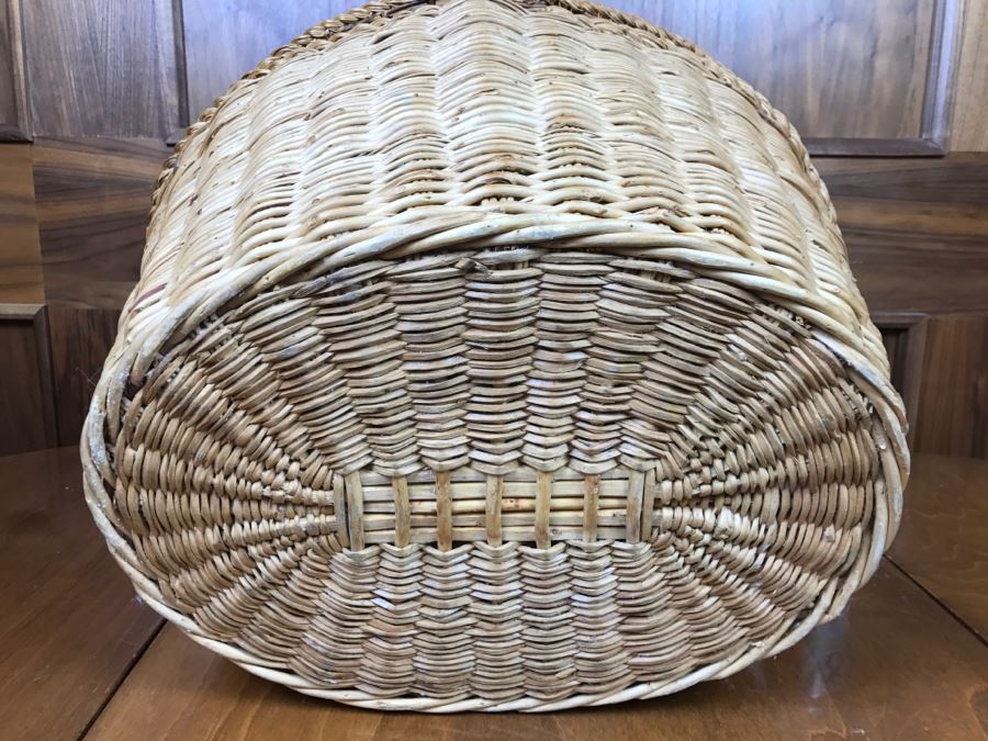 Vintage Picnic Basket [Photo 11]