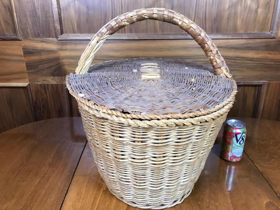 Vintage Picnic Basket [Photo 4]
