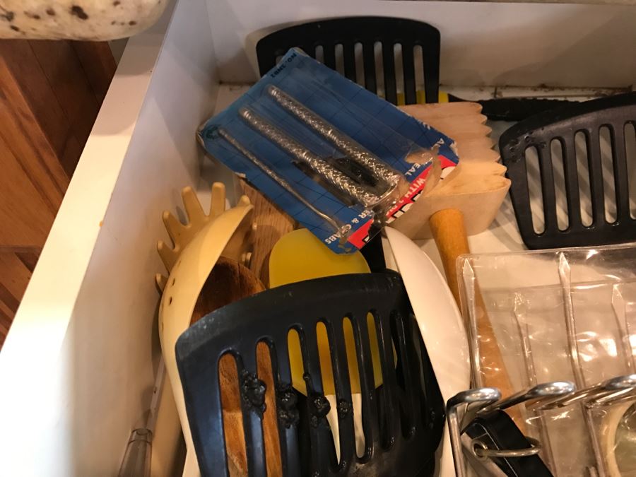 Utensil Drawer Lot [Photo 5]
