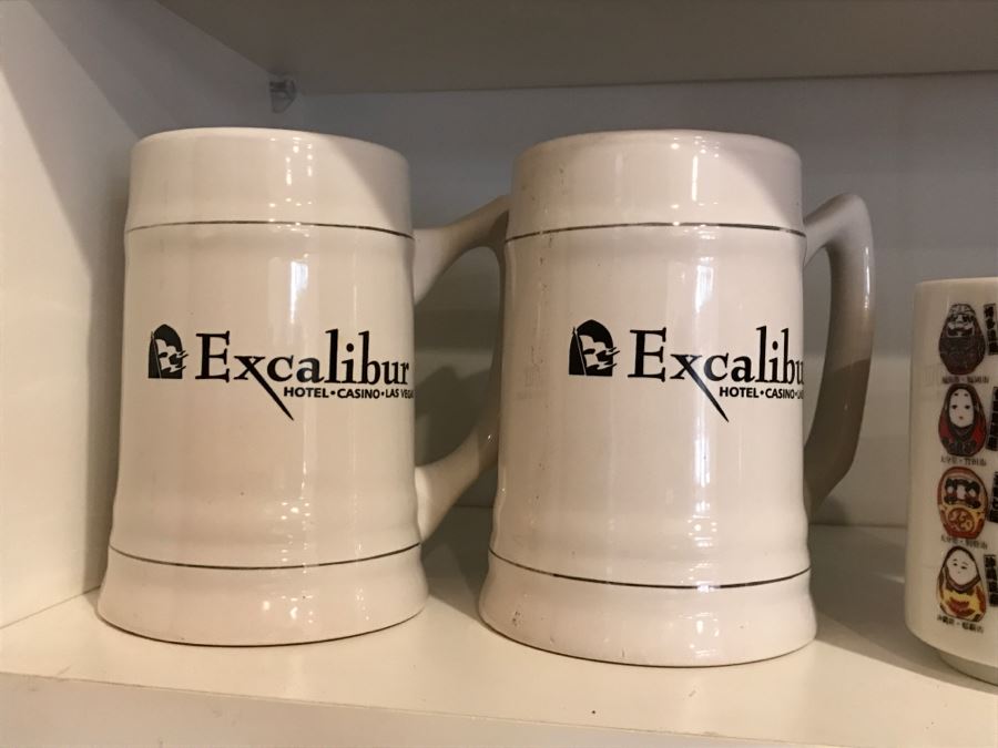 Various Coffee Mugs, Cook Books And China Including Noritake Dutch Tile Patter [Photo 9]