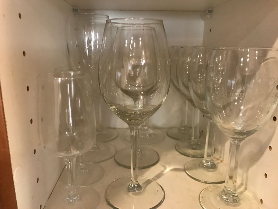 Various Glasses And Stemware [Photo 3]