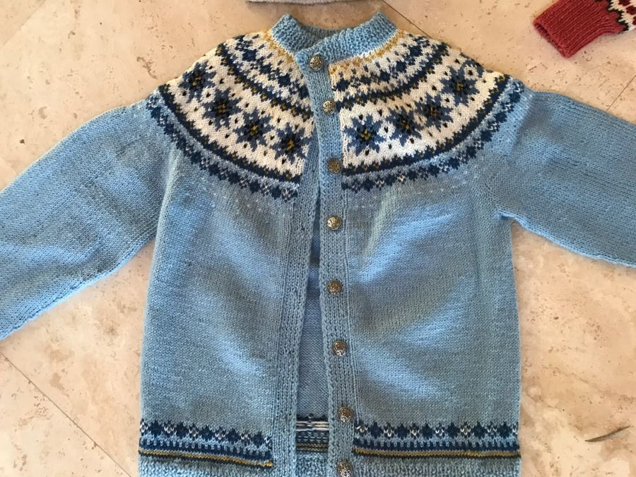 Set Of 3 Handmade Kids Ski Winter Sweaters And Caps From Norway One Label Reads William Schmidt Co Oslo Norway [Photo 4]