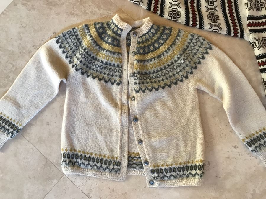 His And Her Wool Sweaters Made In Norway Men's Size Is 52 [Photo 4]