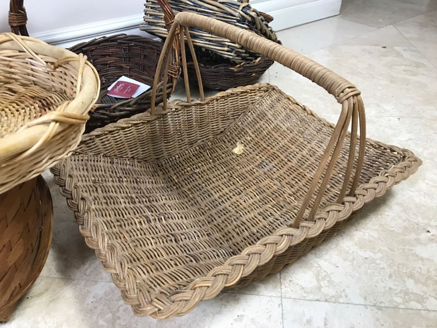 Huge Vintage Basket Lot [Photo 10]