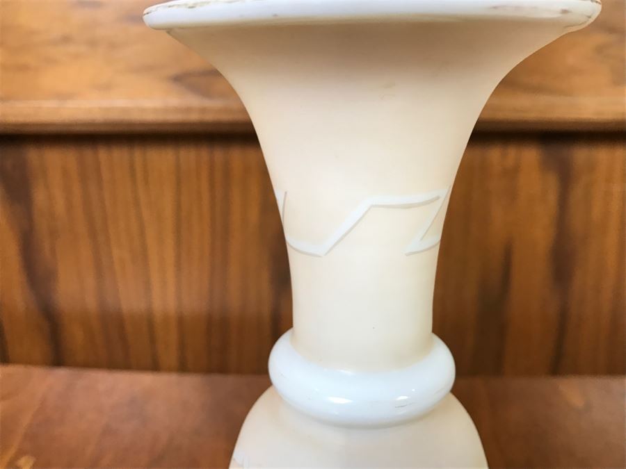 Pair Of Handpainted Vases With Floral Motifs [Photo 7]