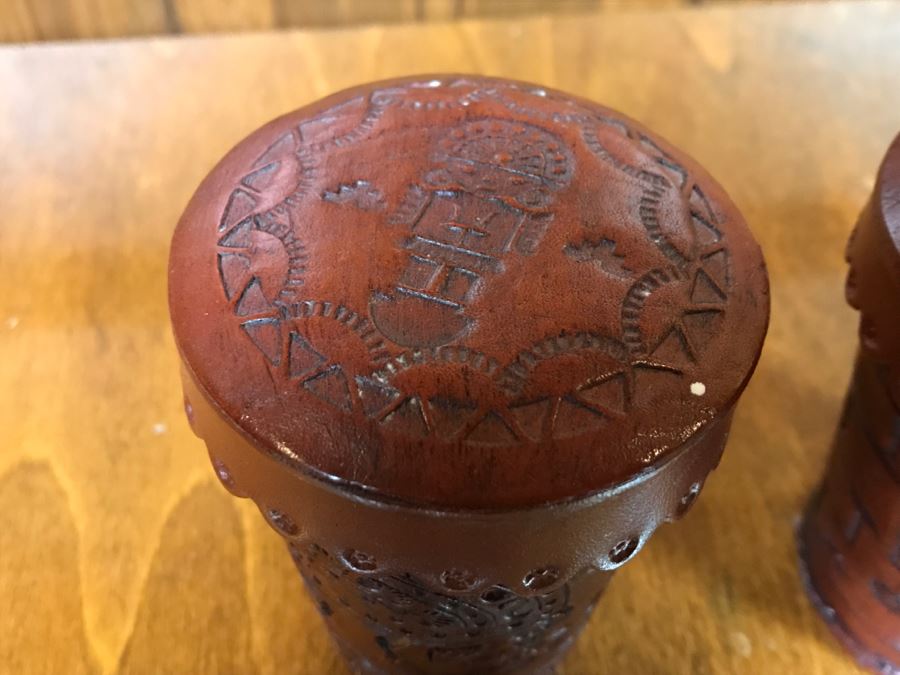 Pair Of Leather PERU Dice Cups And Sindaco Brass Cannon Swiss Made Clock [Photo 10]