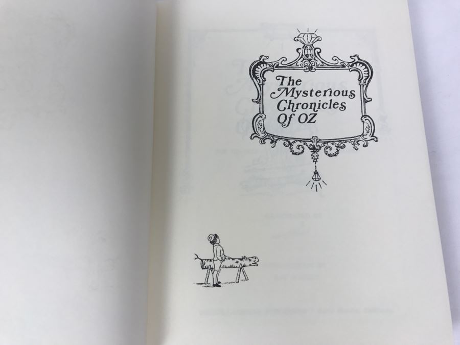 Signed First Printing Hardcover Book The Mysterious Chronicles Of OZ Or The Travels Of Ozma And The Sawhorse By Onyx Madden [Photo 6]
