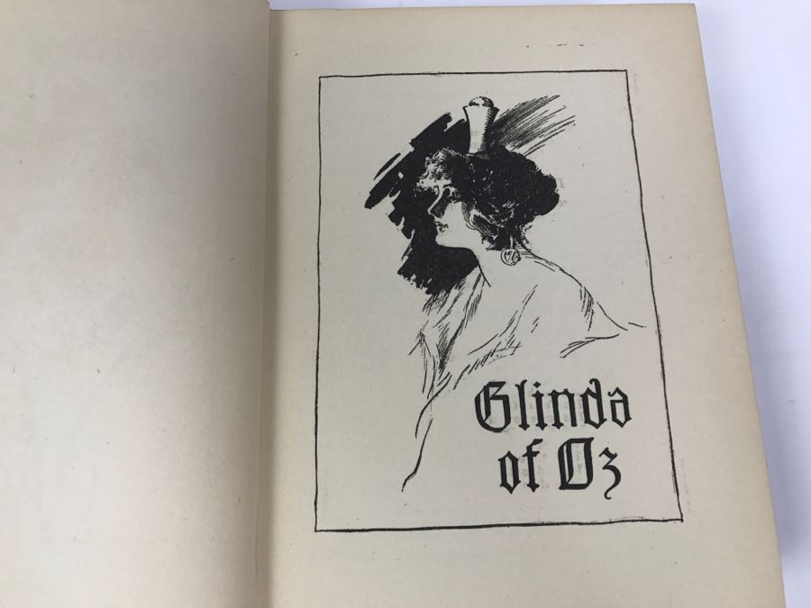 Vintage Hardcover Book Glinda Of Oz By L. Frank Baum The Reilly & Lee Co [Photo 7]