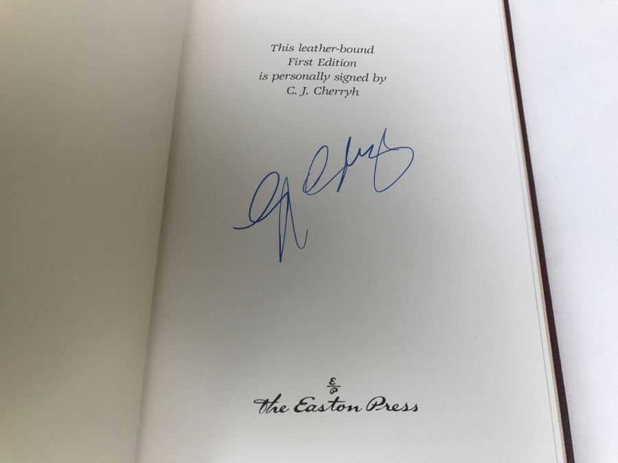 Signed First Edition Easton Press Hardcover Book Heavy Time By C.J. Cherryh [Photo 9]