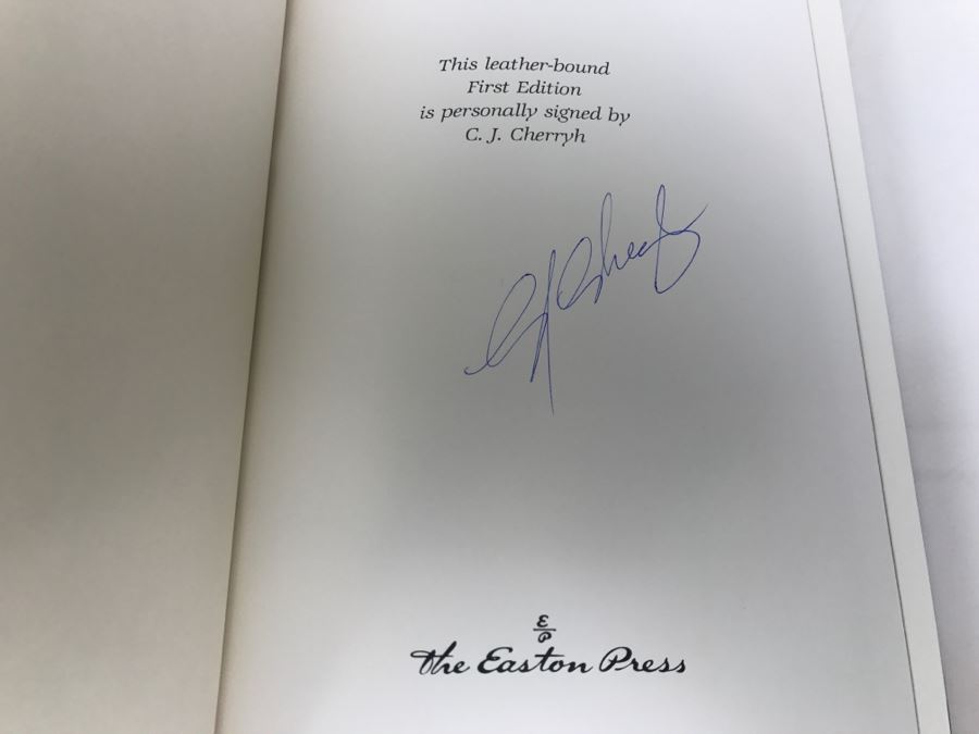Signed First Edition Hardcover Easton Press Book Chernevog By C.J. Cherryh