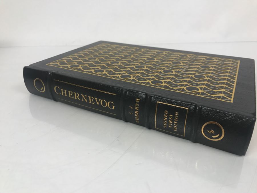 Signed First Edition Hardcover Easton Press Book Chernevog By C.J. Cherryh [Photo 3]