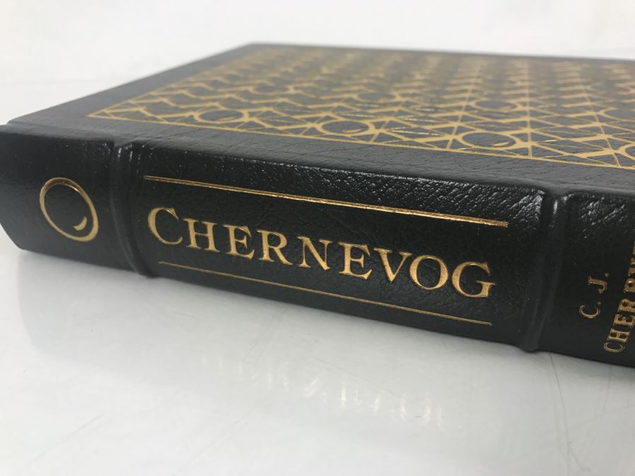 Signed First Edition Hardcover Easton Press Book Chernevog By C.J. Cherryh [Photo 4]