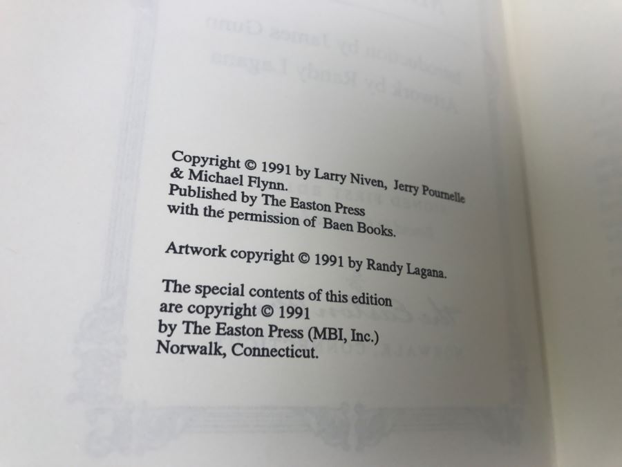 Signed First Edition Easton Press Hardcover Book Fallen Angels By Larry Niven, Jerry Pournelle And Michael Flynn (Signed By All 3 Authors) [Photo 12]