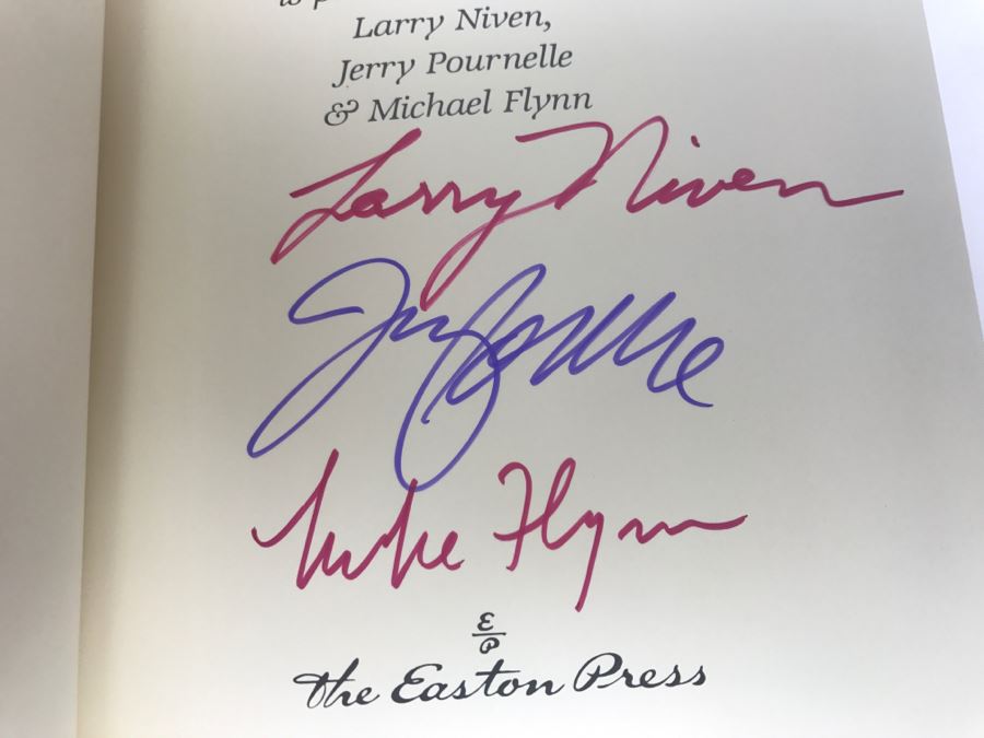 Signed First Edition Easton Press Hardcover Book Fallen Angels By Larry Niven, Jerry Pournelle And Michael Flynn (Signed By All 3 Authors) [Photo 9]